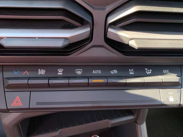 Fahrzeugbild eines Dacia Duster