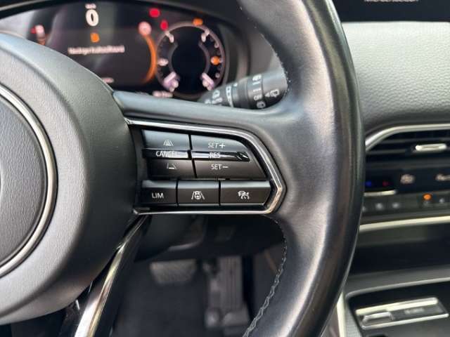 Fahrzeugbild eines Mazda CX-60