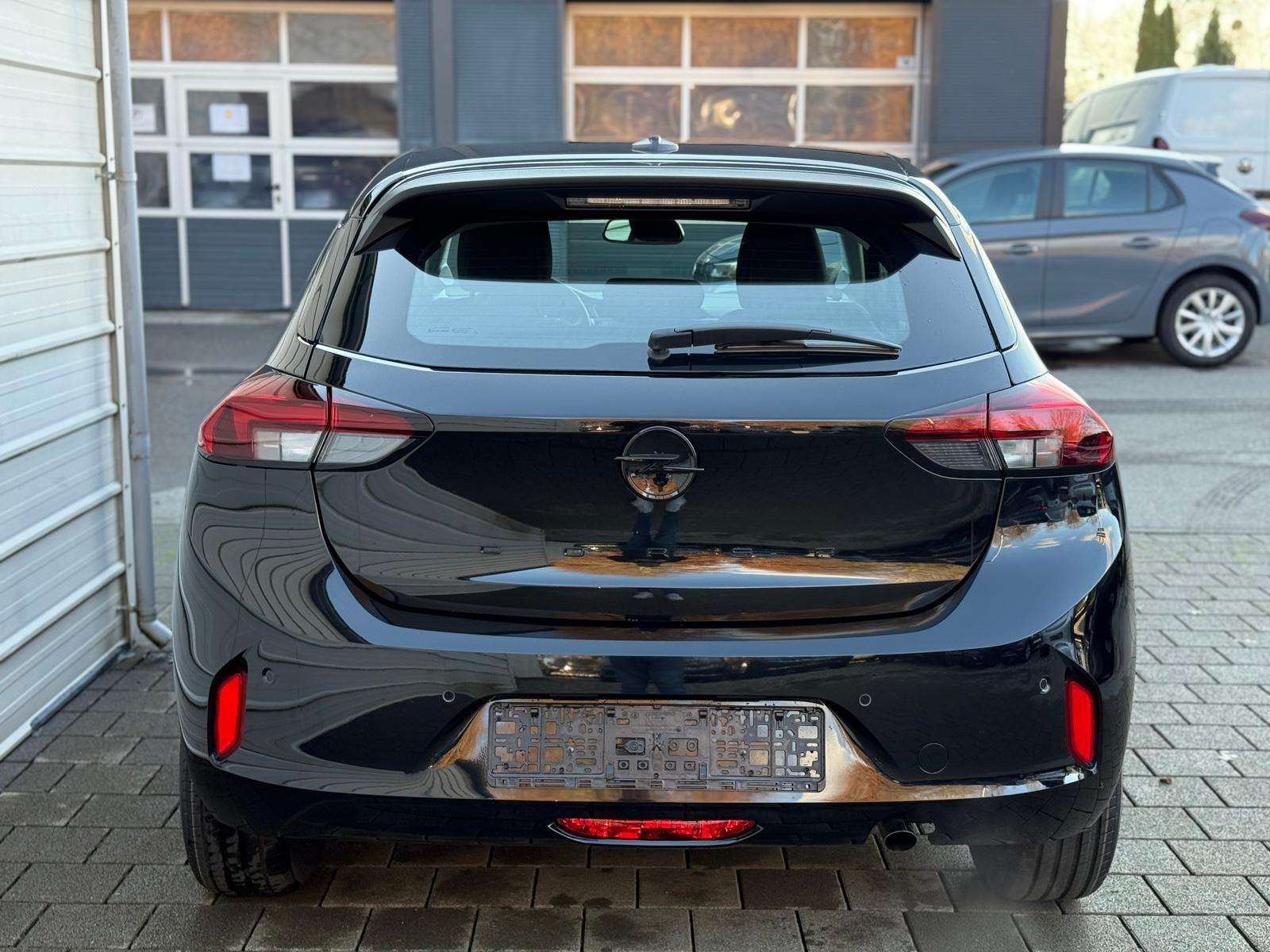 Fahrzeugbild eines Opel Corsa