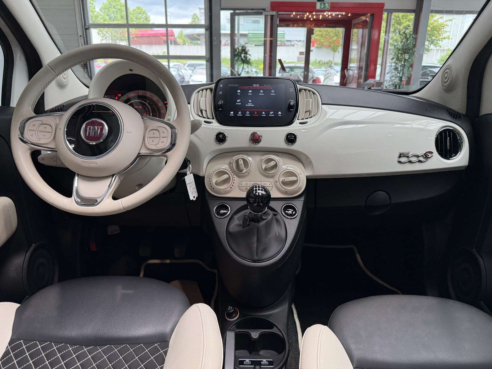 Fahrzeugbild eines Fiat 500