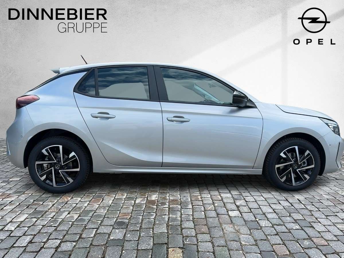 Fahrzeugbild eines Opel Corsa