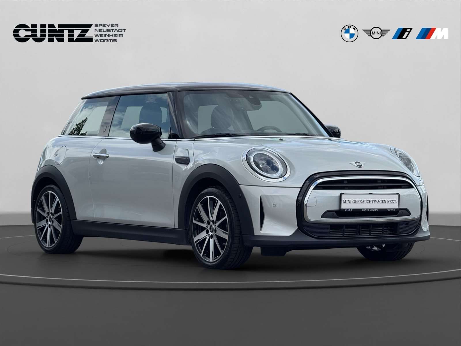 Fahrzeugbild eines MINI COOPER