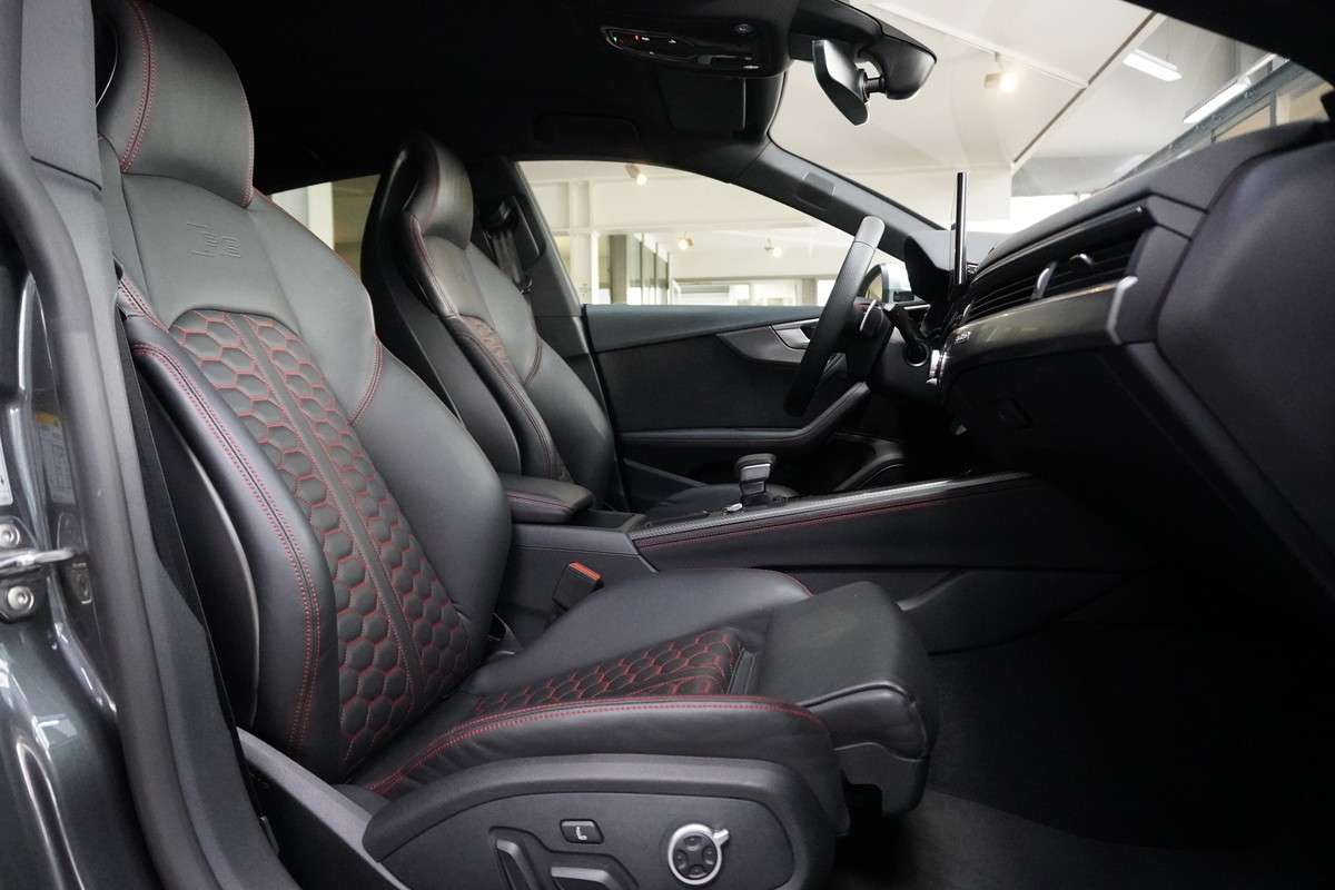 Fahrzeugbild eines Audi RS5