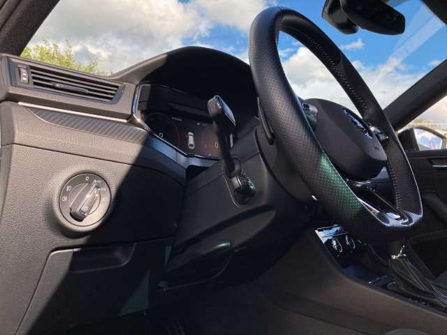 Fahrzeugbild eines Skoda Superb