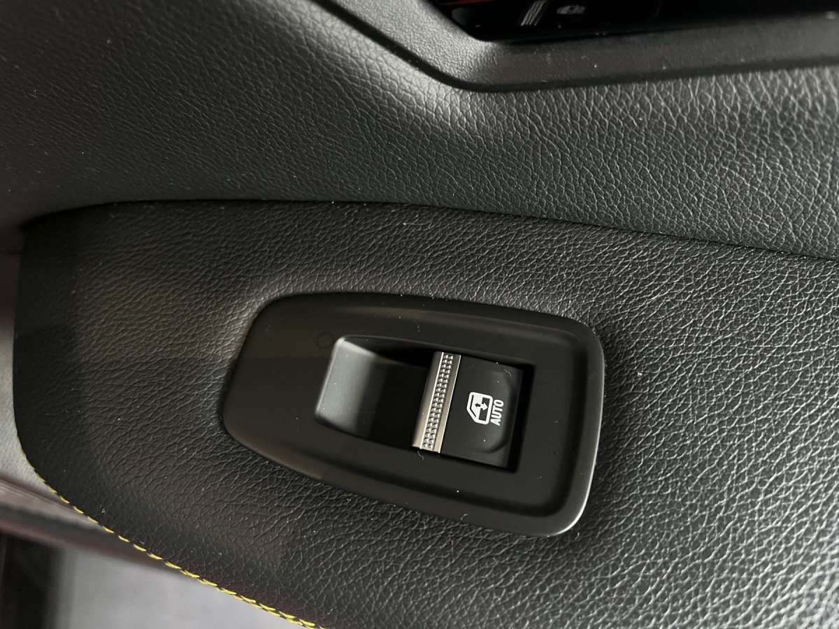 Fahrzeugbild eines Renault Megane E-TECH