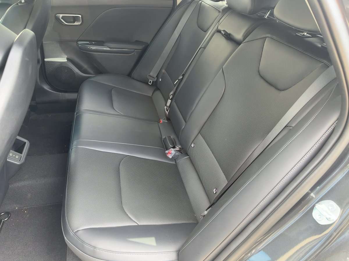 Fahrzeugbild eines Kia K4