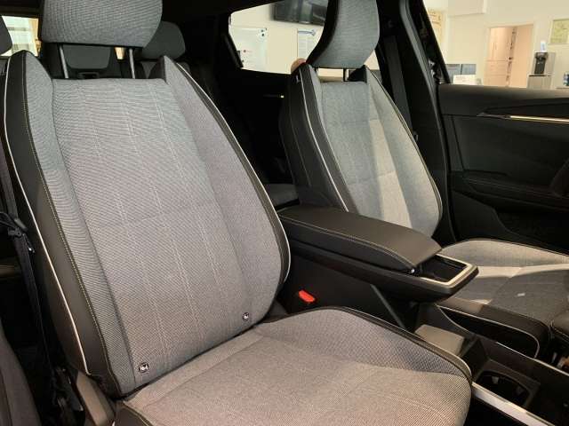 Fahrzeugbild eines Renault Scenic E-TECH