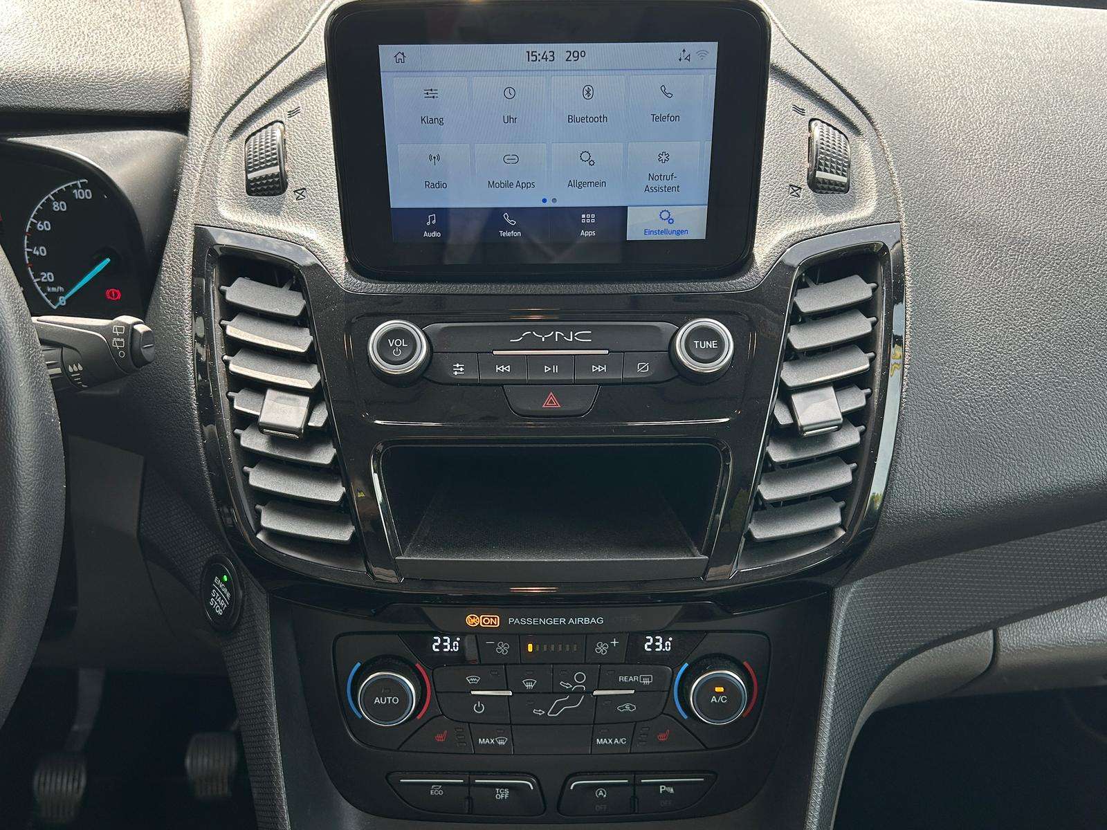 Fahrzeugbild eines Ford Tourneo Connect