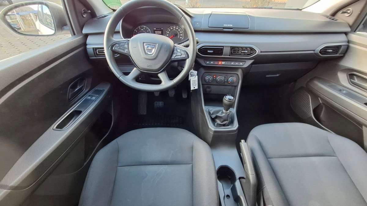 Fahrzeugbild eines Dacia Sandero
