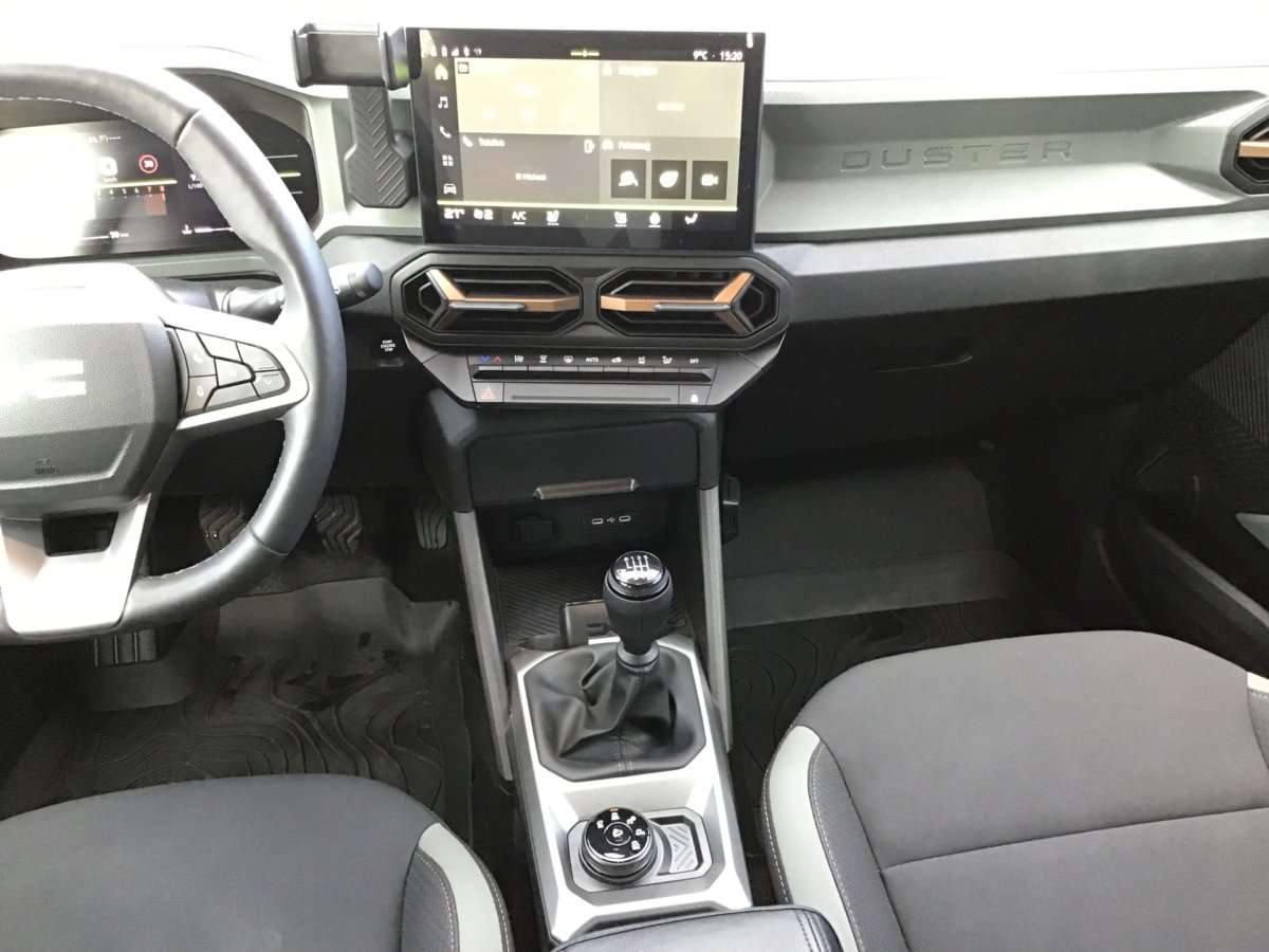 Fahrzeugbild eines Dacia Duster