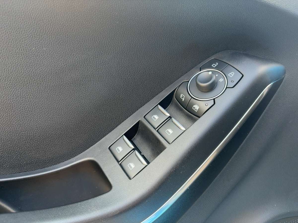 Fahrzeugbild eines Ford Puma