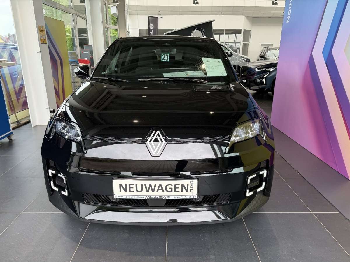Fahrzeugbild eines Renault 5 E-TECH