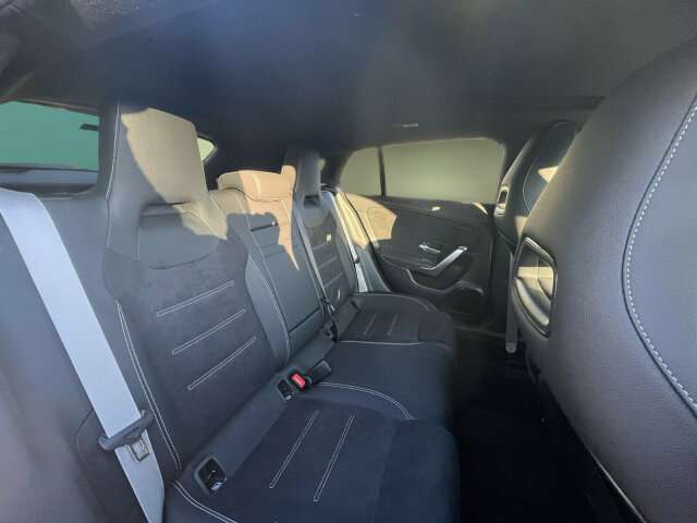 Fahrzeugbild eines Mercedes-Benz CLA
