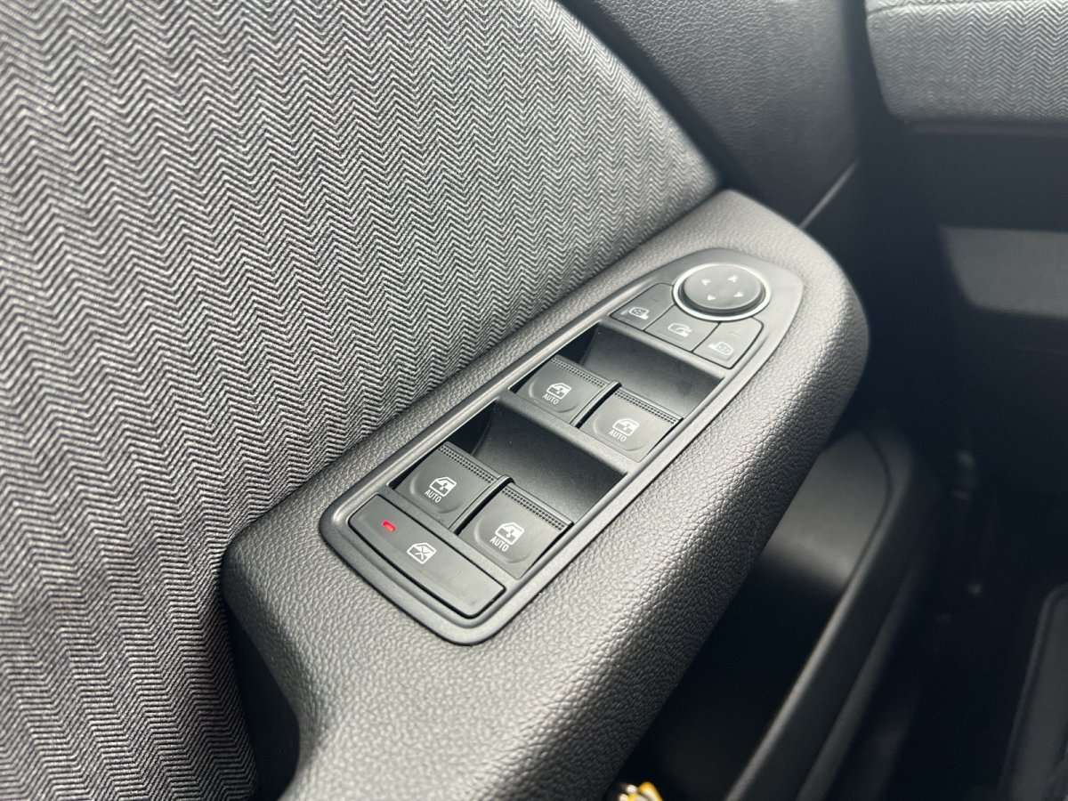 Fahrzeugbild eines Renault Clio