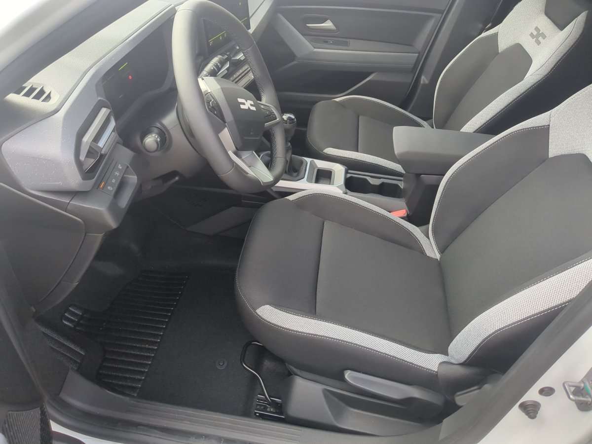Fahrzeugbild eines Dacia Duster
