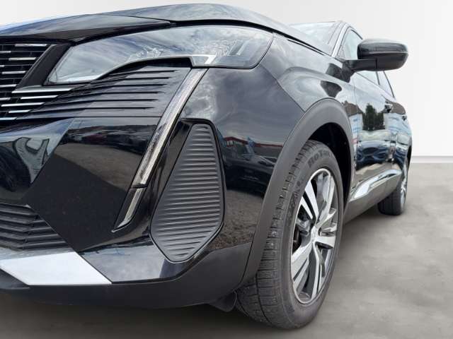 Fahrzeugbild eines Peugeot 5008