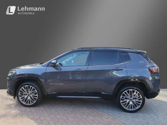 Fahrzeugbild eines Jeep Compass