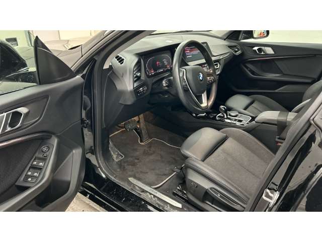 Fahrzeugbild eines BMW 2er-Reihe