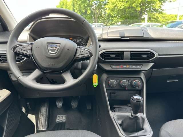Fahrzeugbild eines Dacia Sandero