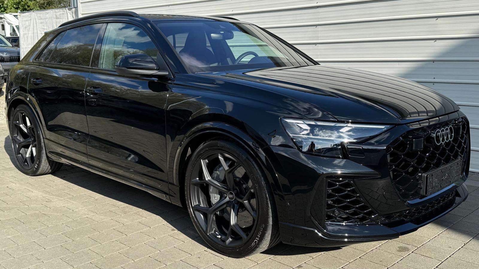 Fahrzeugbild eines Audi RS Q8