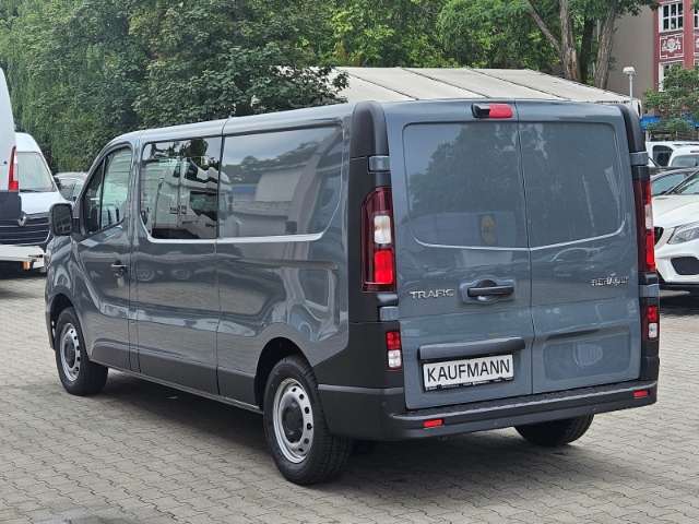 Fahrzeugbild eines Renault Trafic