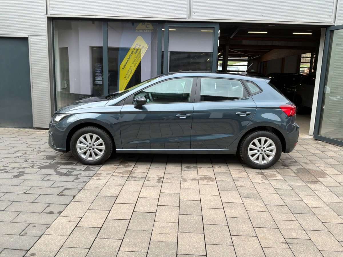 Fahrzeugbild eines SEAT Ibiza