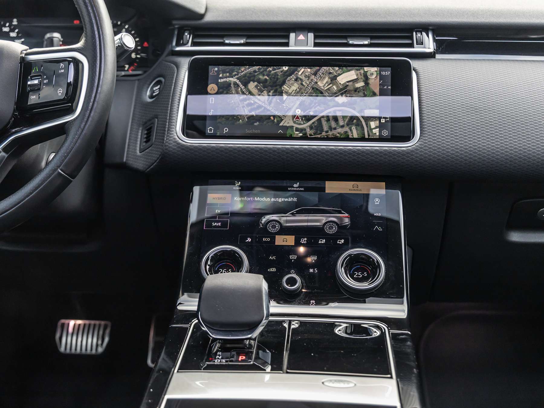 Fahrzeugbild eines Land Rover Range Rover Velar