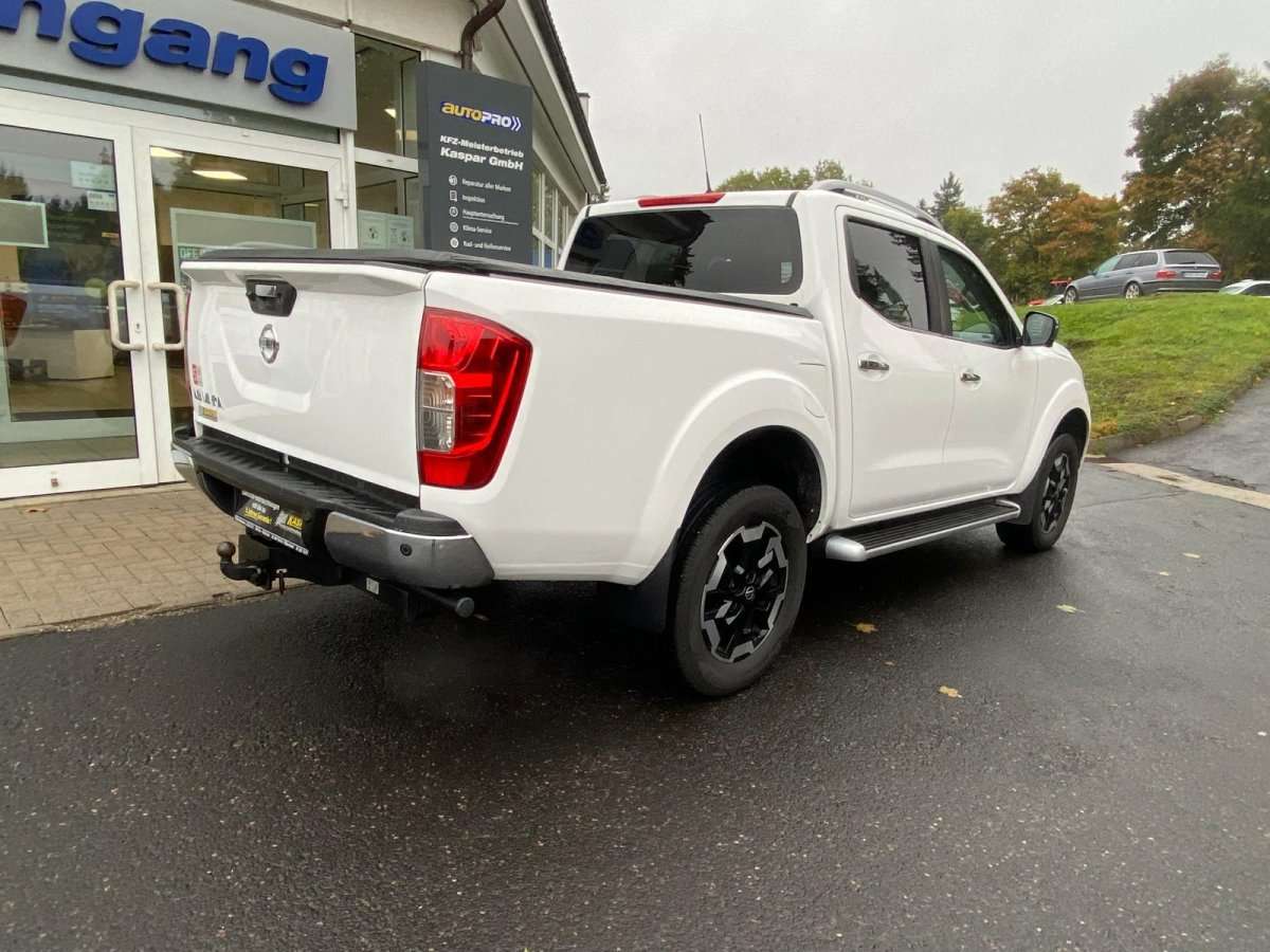 Fahrzeugbild eines Nissan Navara