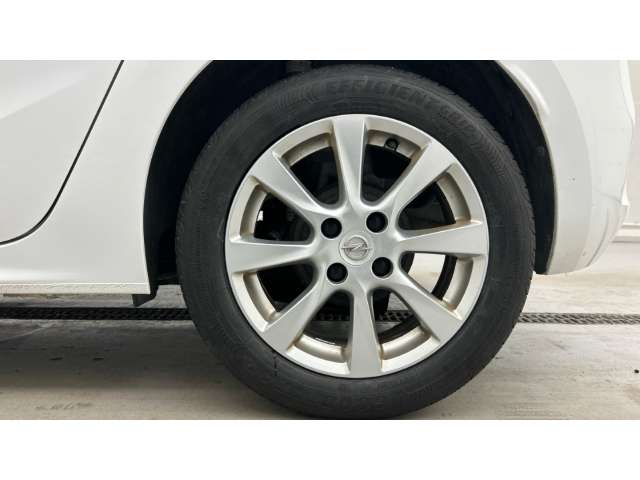 Fahrzeugbild eines Opel Corsa