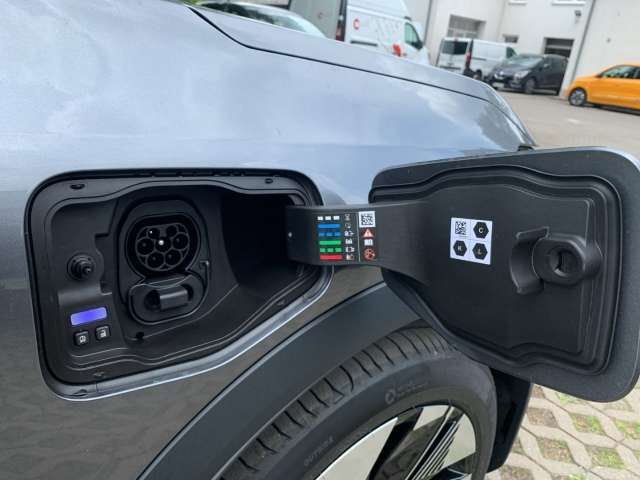 Fahrzeugbild eines Renault Scenic E-TECH