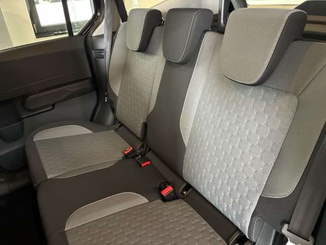 Fahrzeugbild eines Ford Tourneo Courier
