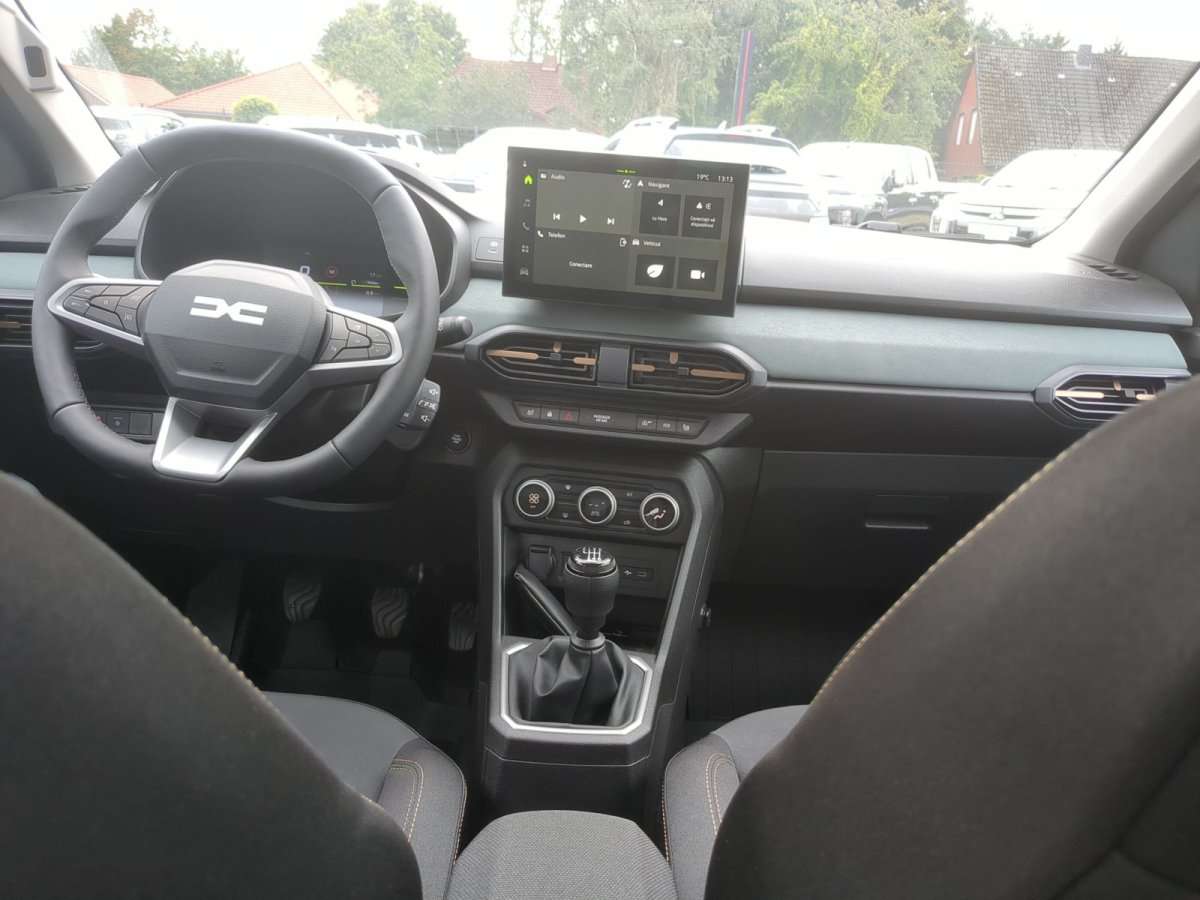 Fahrzeugbild eines Dacia Sandero
