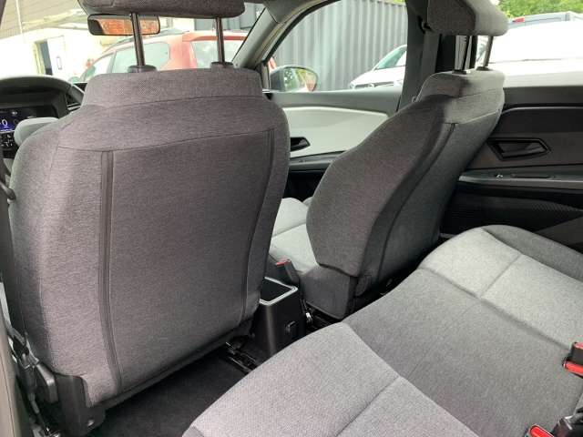 Fahrzeugbild eines Renault 5 E-TECH