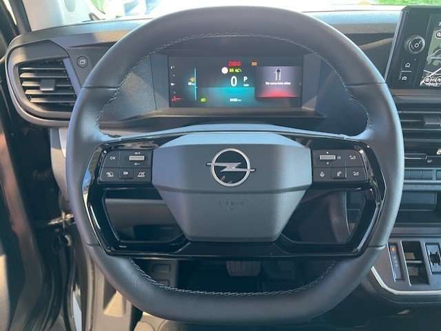 Fahrzeugbild eines Opel Vivaro