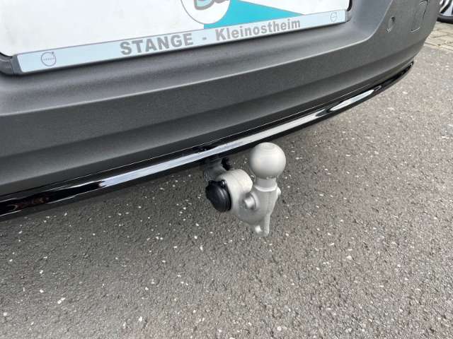Fahrzeugbild eines Volvo XC40