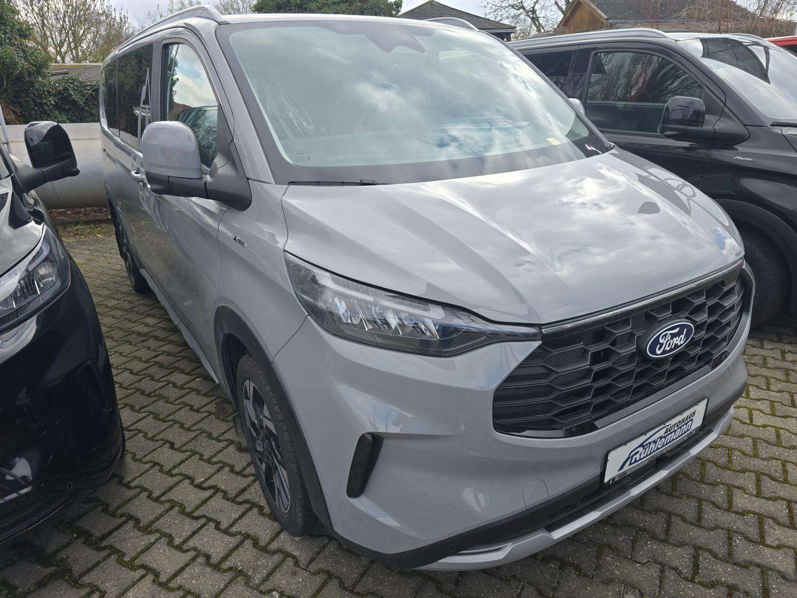 Fahrzeugbild eines Ford Tourneo Custom