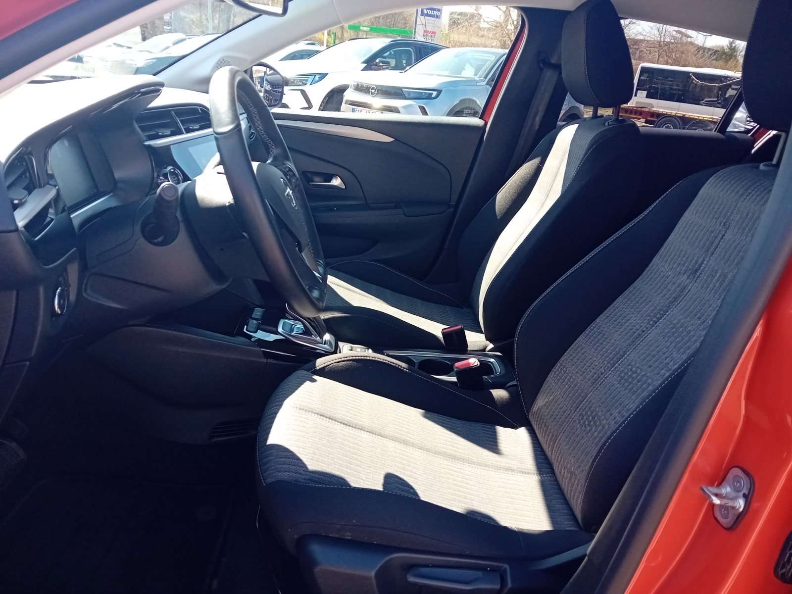 Fahrzeugbild eines Opel Corsa