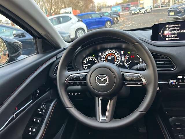 Fahrzeugbild eines Mazda CX-30