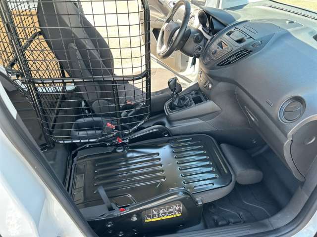 Fahrzeugbild eines Ford Transit Courier