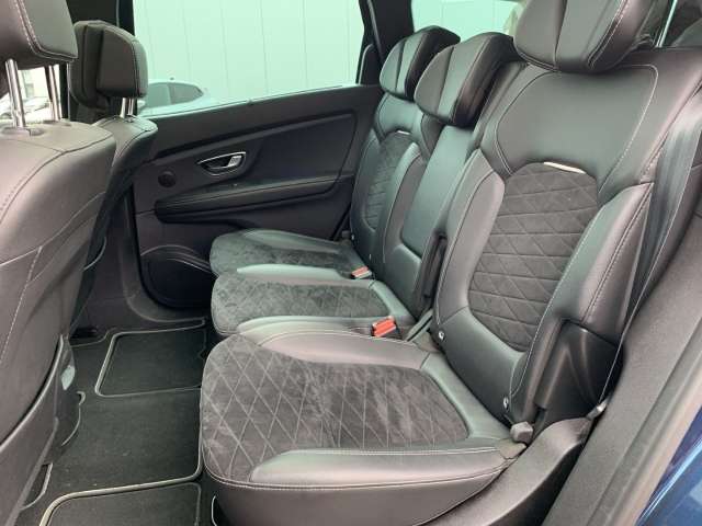 Fahrzeugbild eines Renault Grand Scénic