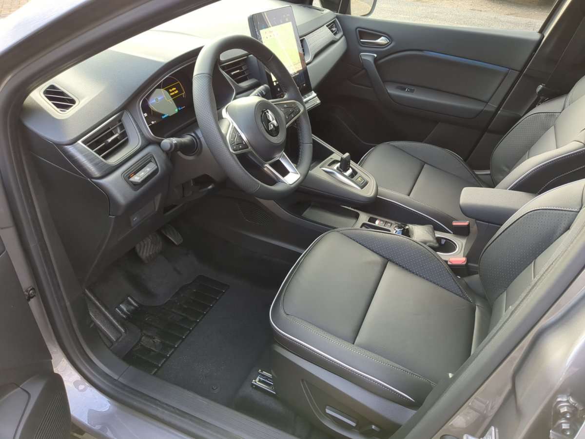 Fahrzeugbild eines Mitsubishi Grandis