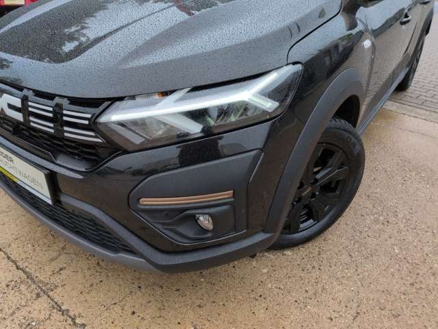 Fahrzeugbild eines Dacia Jogger