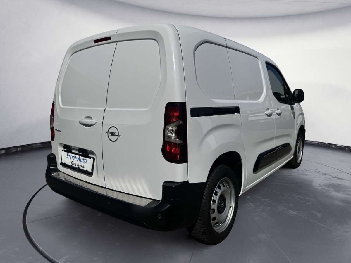 Fahrzeugbild eines Opel Combo