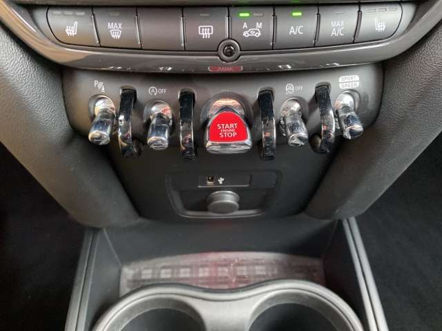 Fahrzeugbild eines MINI Countryman