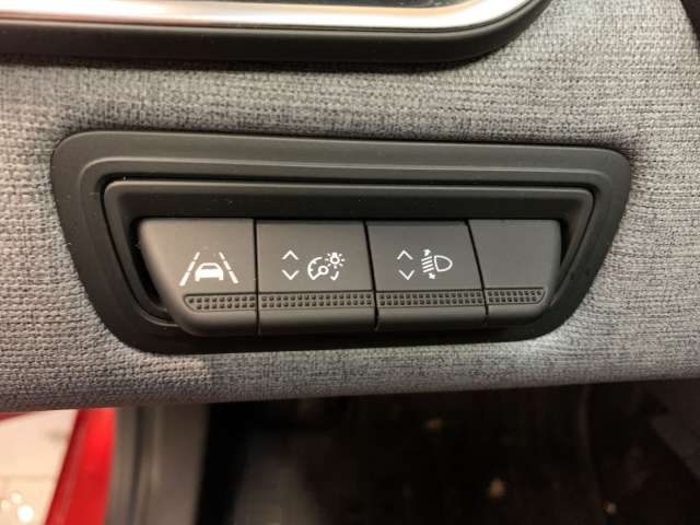 Fahrzeugbild eines Renault Clio