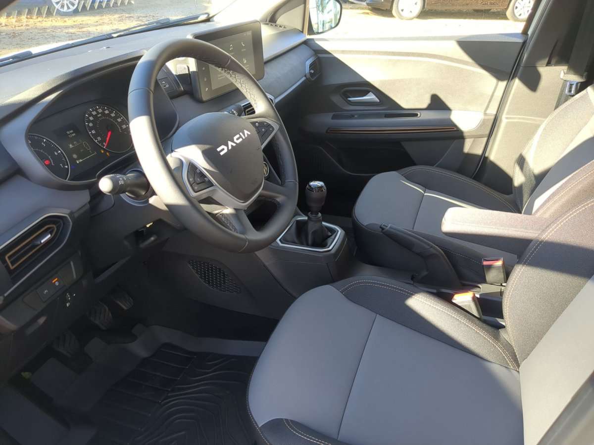 Fahrzeugbild eines Dacia Jogger