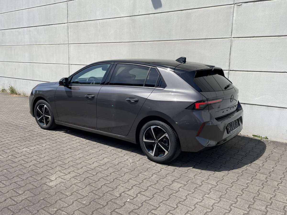 Fahrzeugbild eines Opel Astra