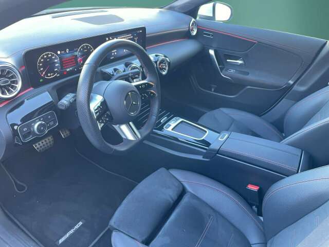 Fahrzeugbild eines Mercedes-Benz CLA
