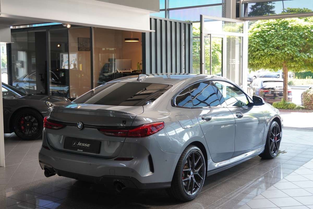 Fahrzeugbild eines BMW 2er-Reihe