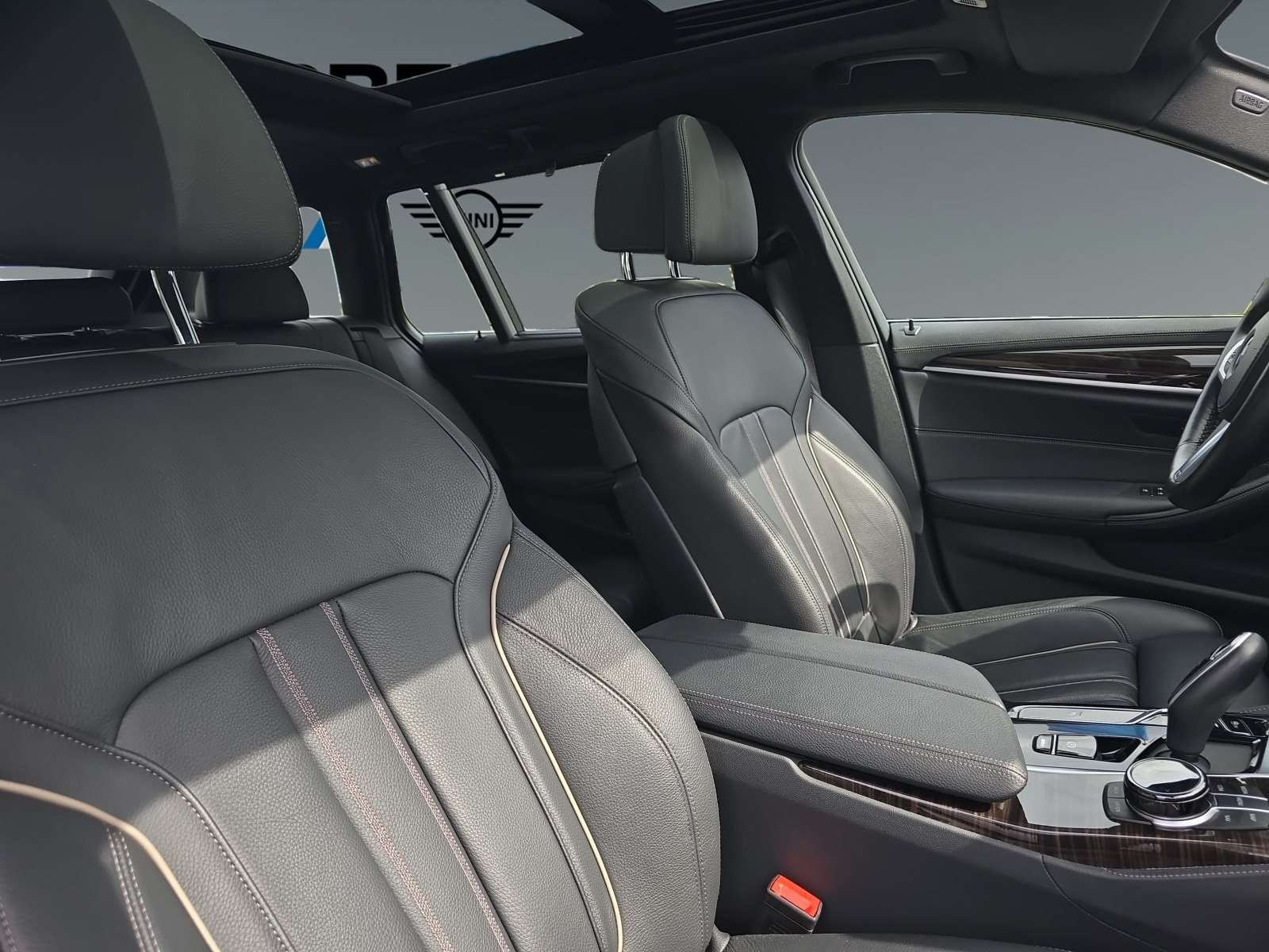 Fahrzeugbild eines BMW 5er-Reihe